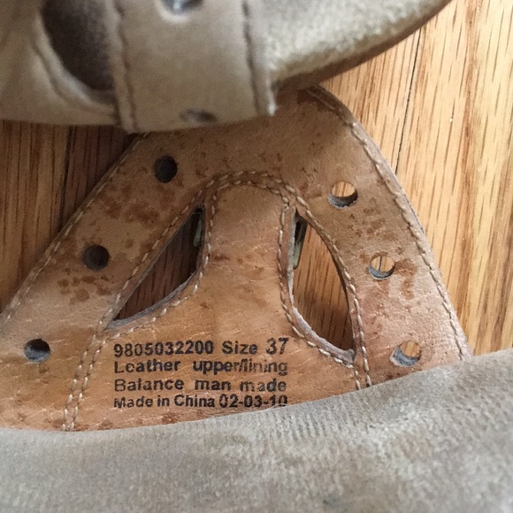 Dansko taupe sandals - Picture 6 of 6